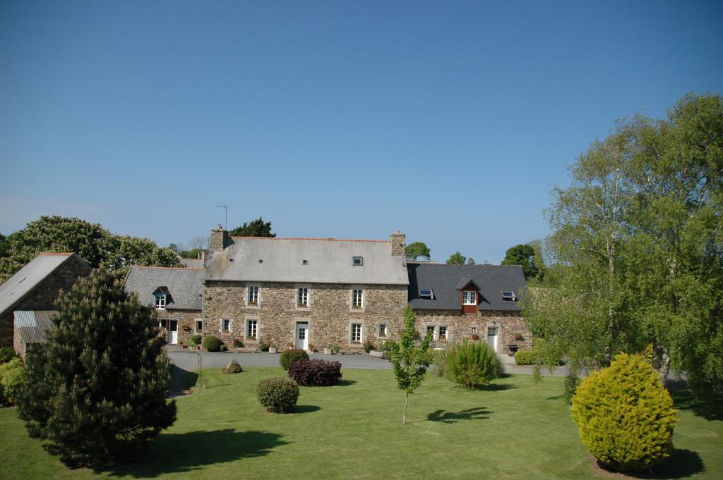 Gite De Kervoas Villa Lézardrieux Kültér fotó